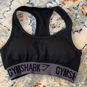 Black gym shark sports bra size small